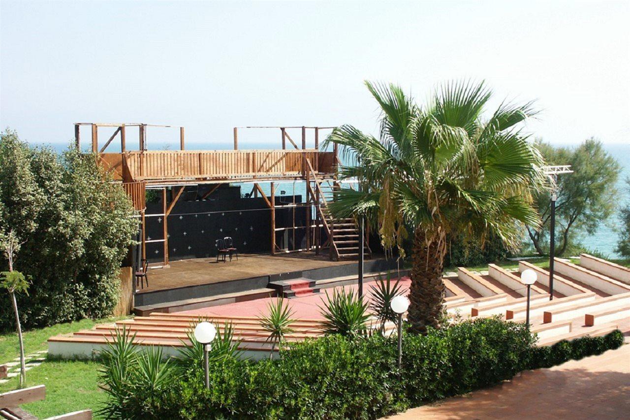 מלון נוטו Futura Style Helios מראה חיצוני תמונה